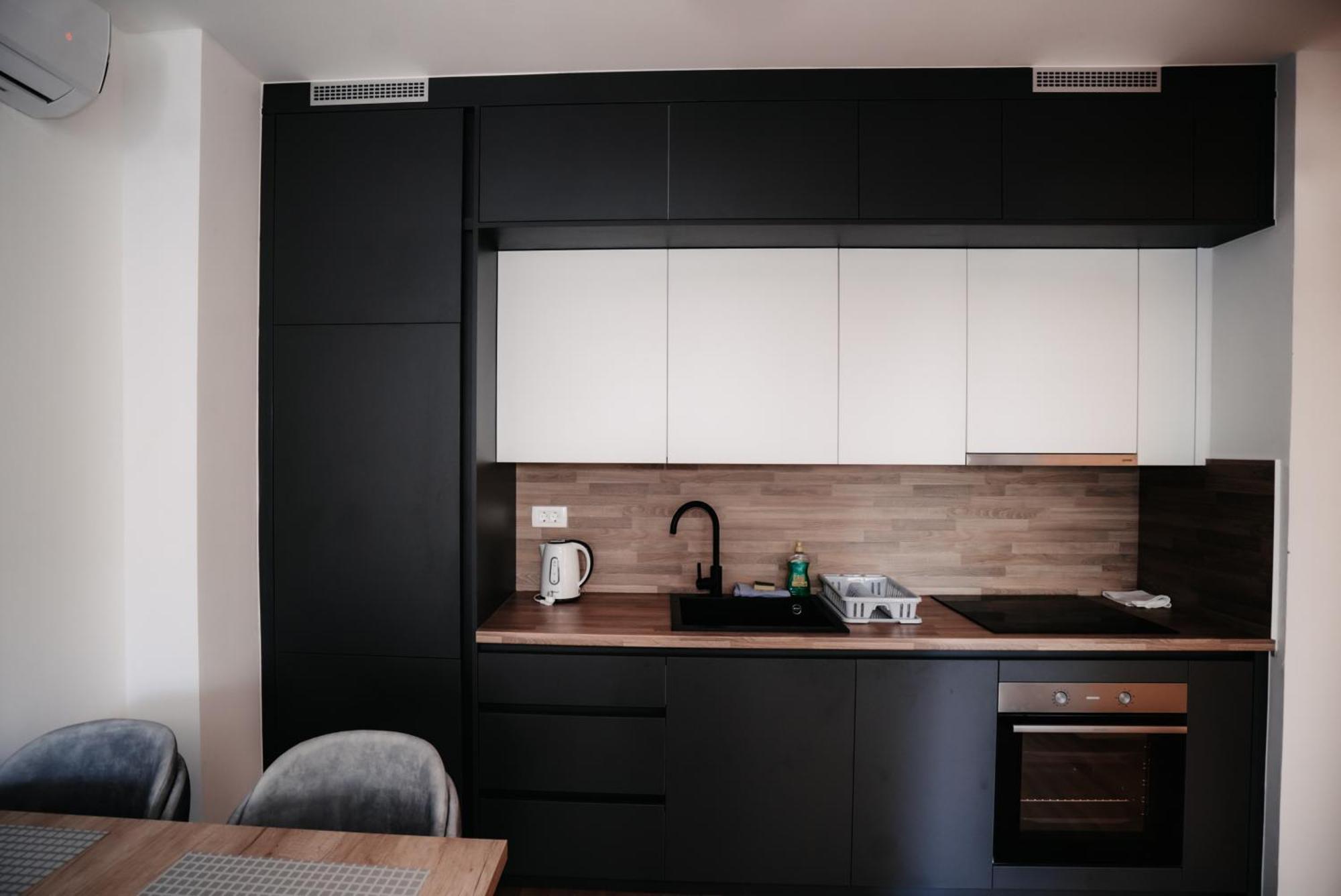 Appartamento Toro Hospitality Mostar Esterno foto